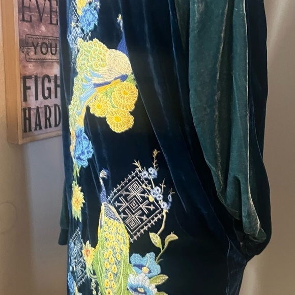 Velvet varsity bomber jacket embroidered peacocks by Paparazzi Biz NWT - Picture 15 of 16